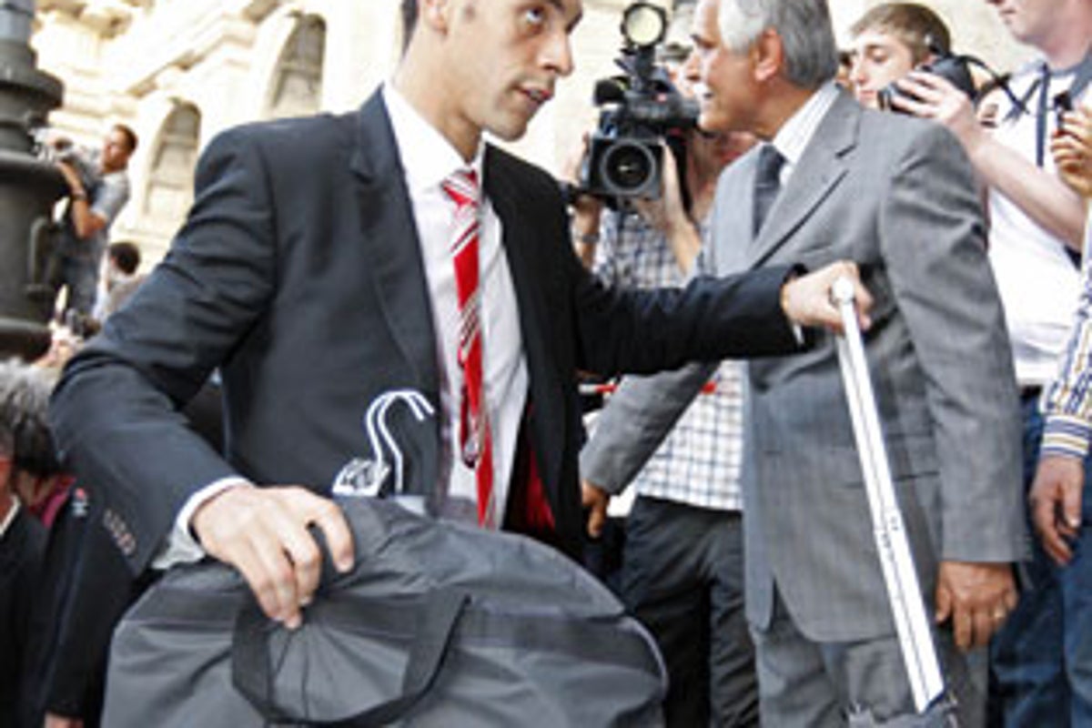 Ferdinand's fitness boost puts United at full strength | The ...