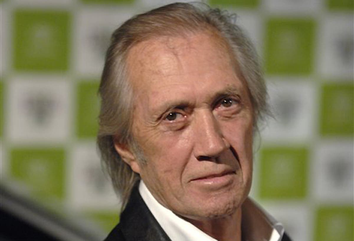 Дэвид кэррадайн билл. Дэвид кэррадайн фото. Дэвид кэррадайн актер. Кэррадайн. Дэвид кэррадайн.