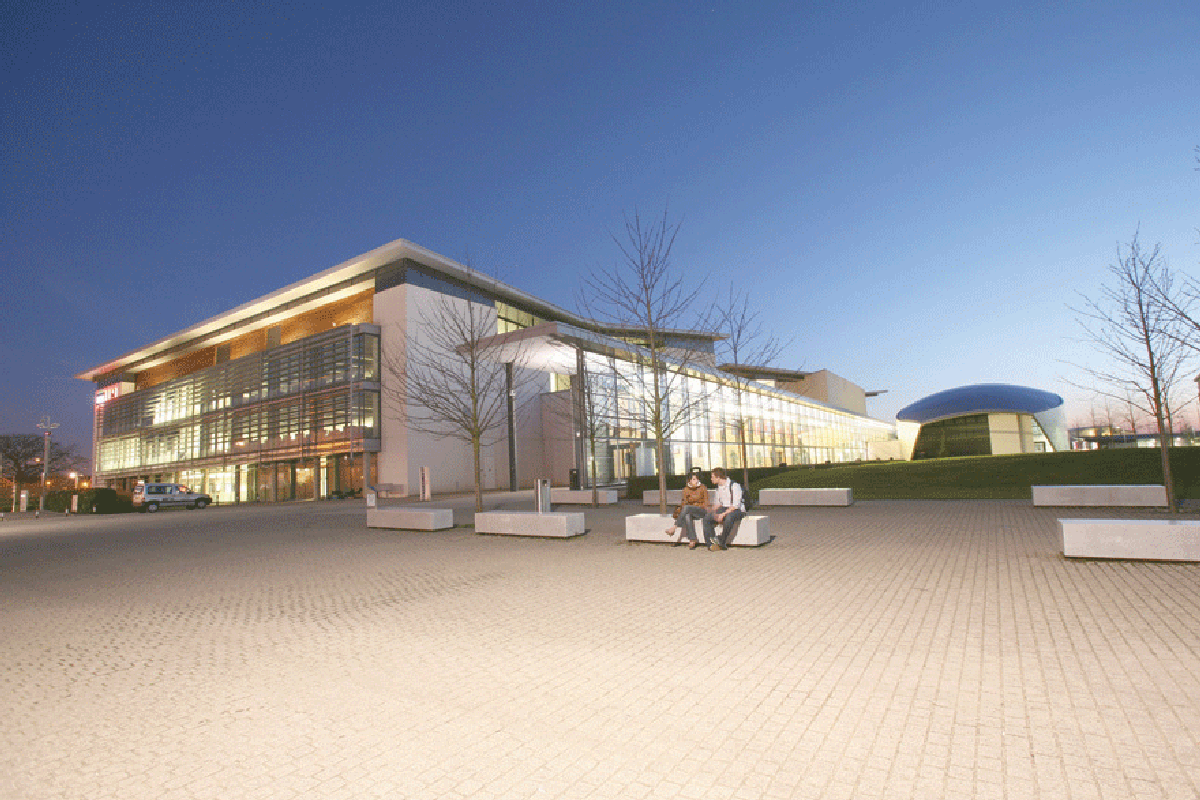 Handyman accidentally made mustard gas and caused university gym evacuation