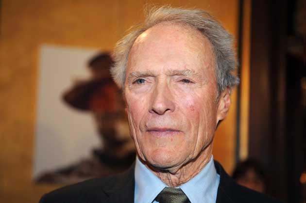 Clint Eastwood has reportedly saved a man's life by performing the Heimlich manoeuvre after he started choking on a piece of cheese.