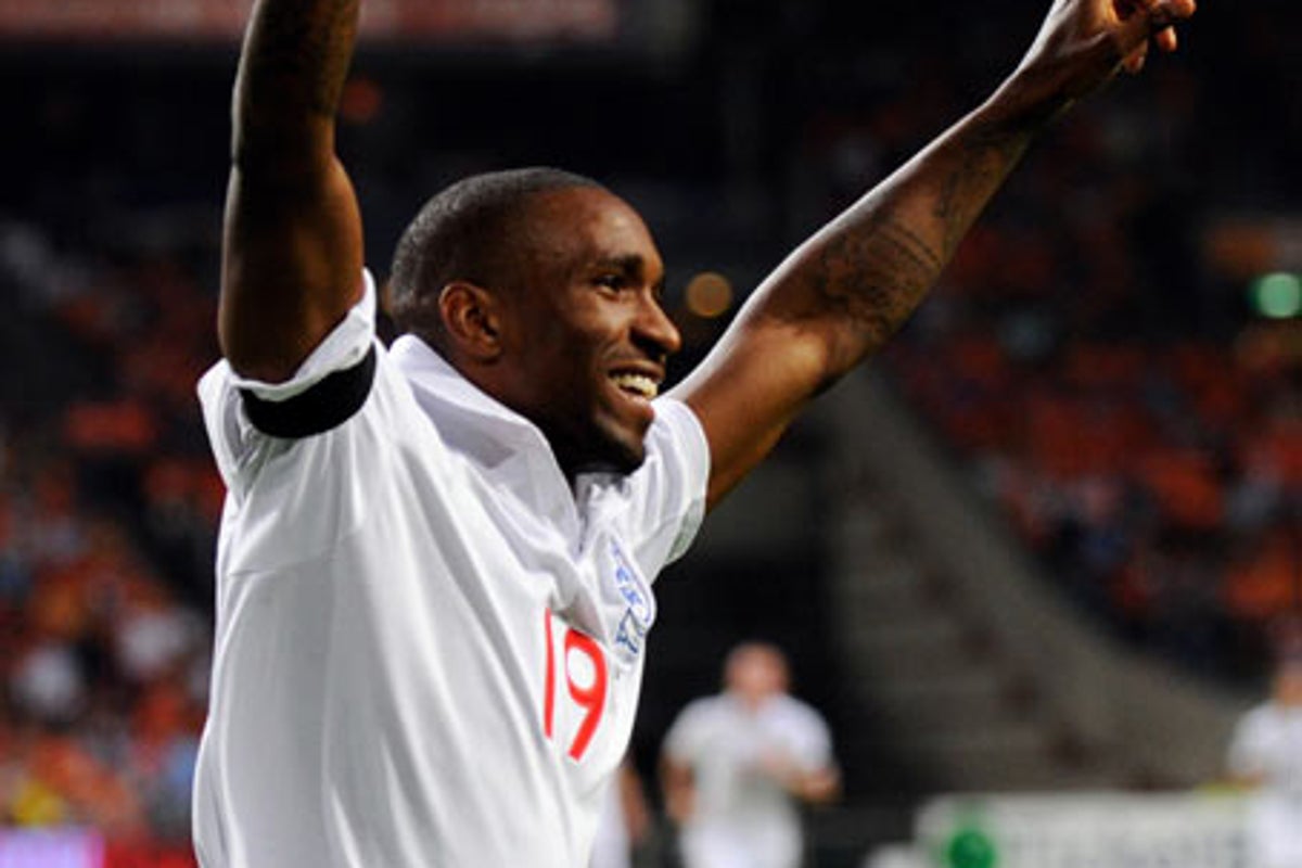 Defoe's double rescues 'stupid' England | The Independent | The Independent