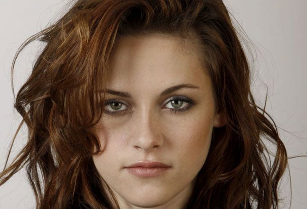 Twilight Eclipse On-Set Secrets: Robert Pattinson, Kristen Stewart |  Glamour UK