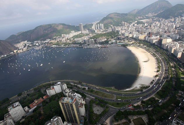Athletes run the risk of getting ill due to dangerously high levels of viruses in Rio's waters, a report has found