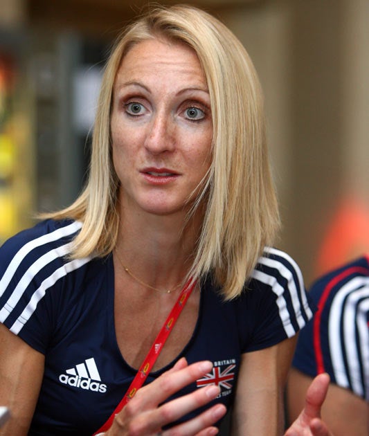 Radcliffe will join an elite field for the London 10,000m road race on 30 May