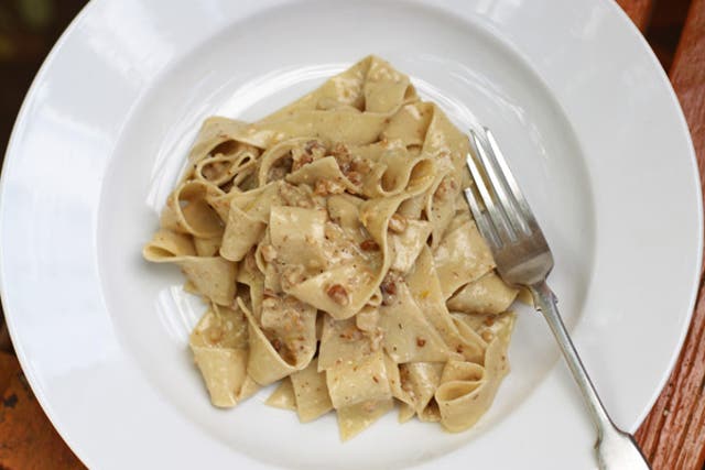 Walnut and Gorgonzola sauce works well with any good-quality, egg-based pasta