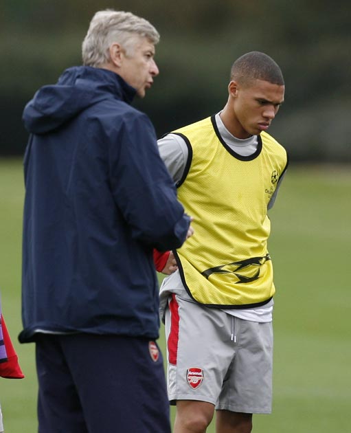 Wenger does not expect Gibbs to contest the left back position