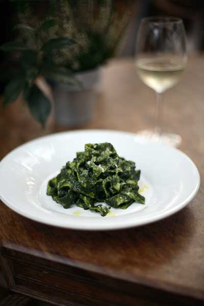 The cavolo nero creates a lovely green sauce that wraps itself round the pasta