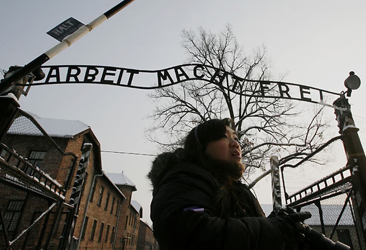 Auschwitz 'Arbeit Macht Frei' sign stolen