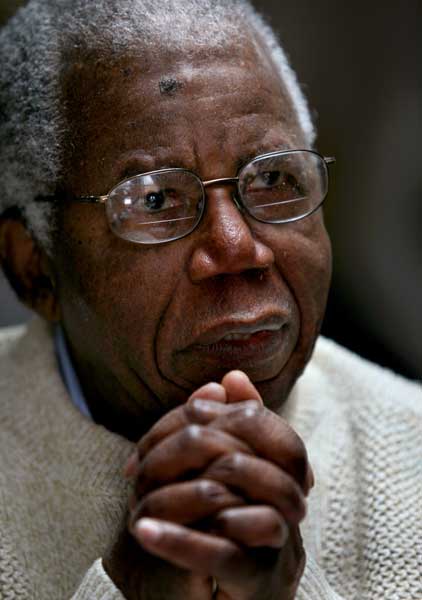 Chinua Achebe who has died aged 82