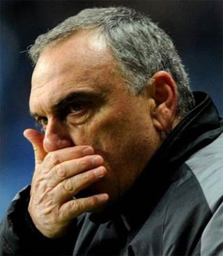Avram Grant said he is 'very sad and very angry' at Portsmouth's predicament