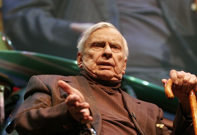 Celebrated author, playwright and commentator Gore Vidal has died