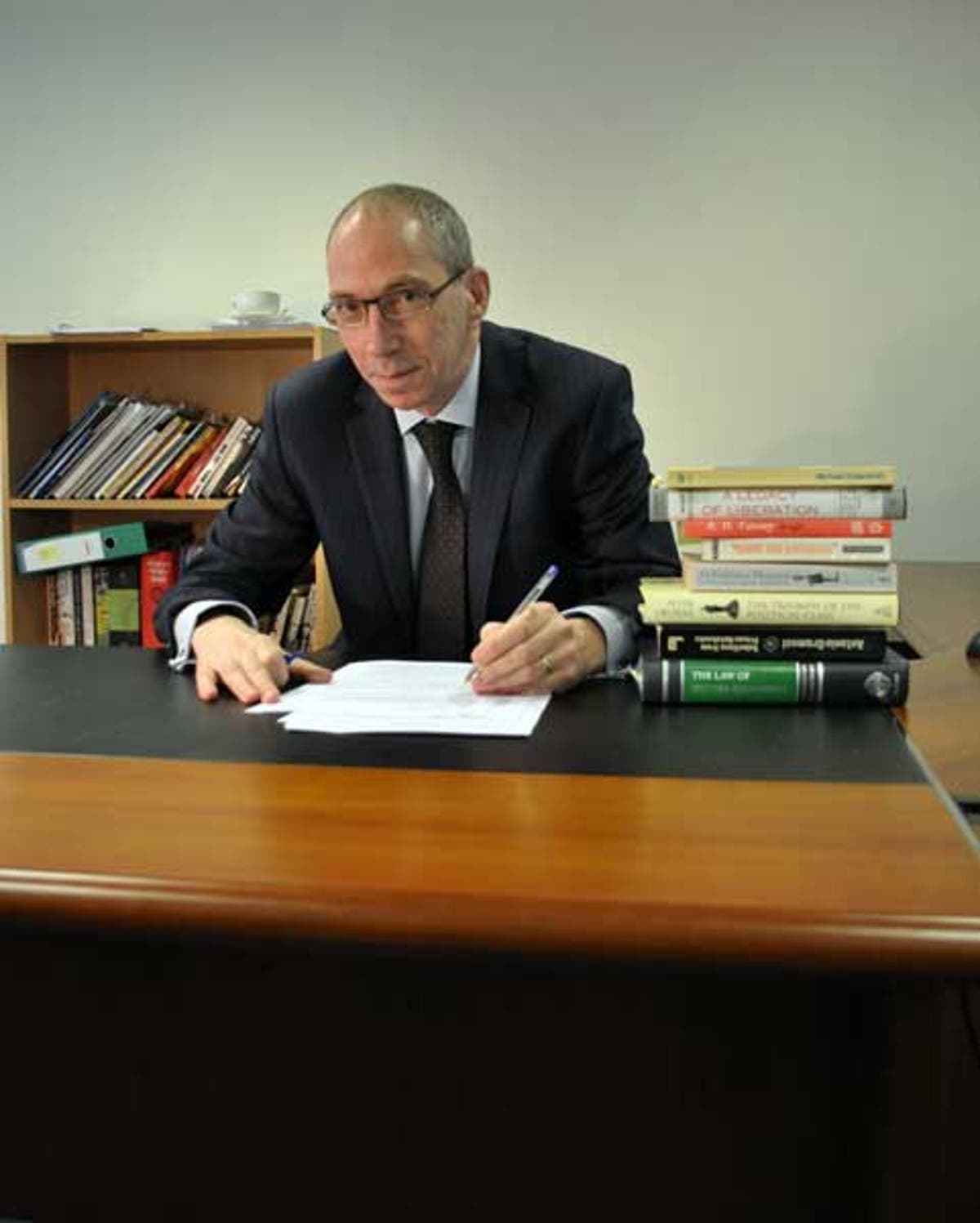 Human rights of mental health patients violated amid crisis in care, regulator warns