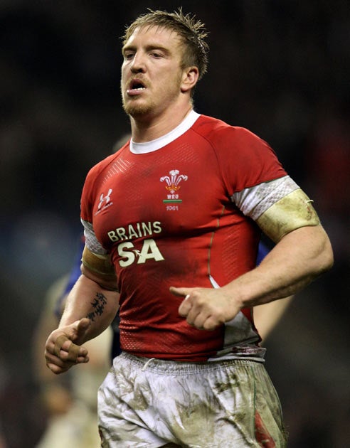 Andy Powell's drunken antics led to his prompt expulsion from the Wales squad; if it had been handled less aggressively, he would have felt forever loyal