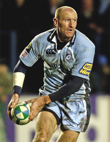 Gareth Thomas will be unveiled as aCrusaders player today