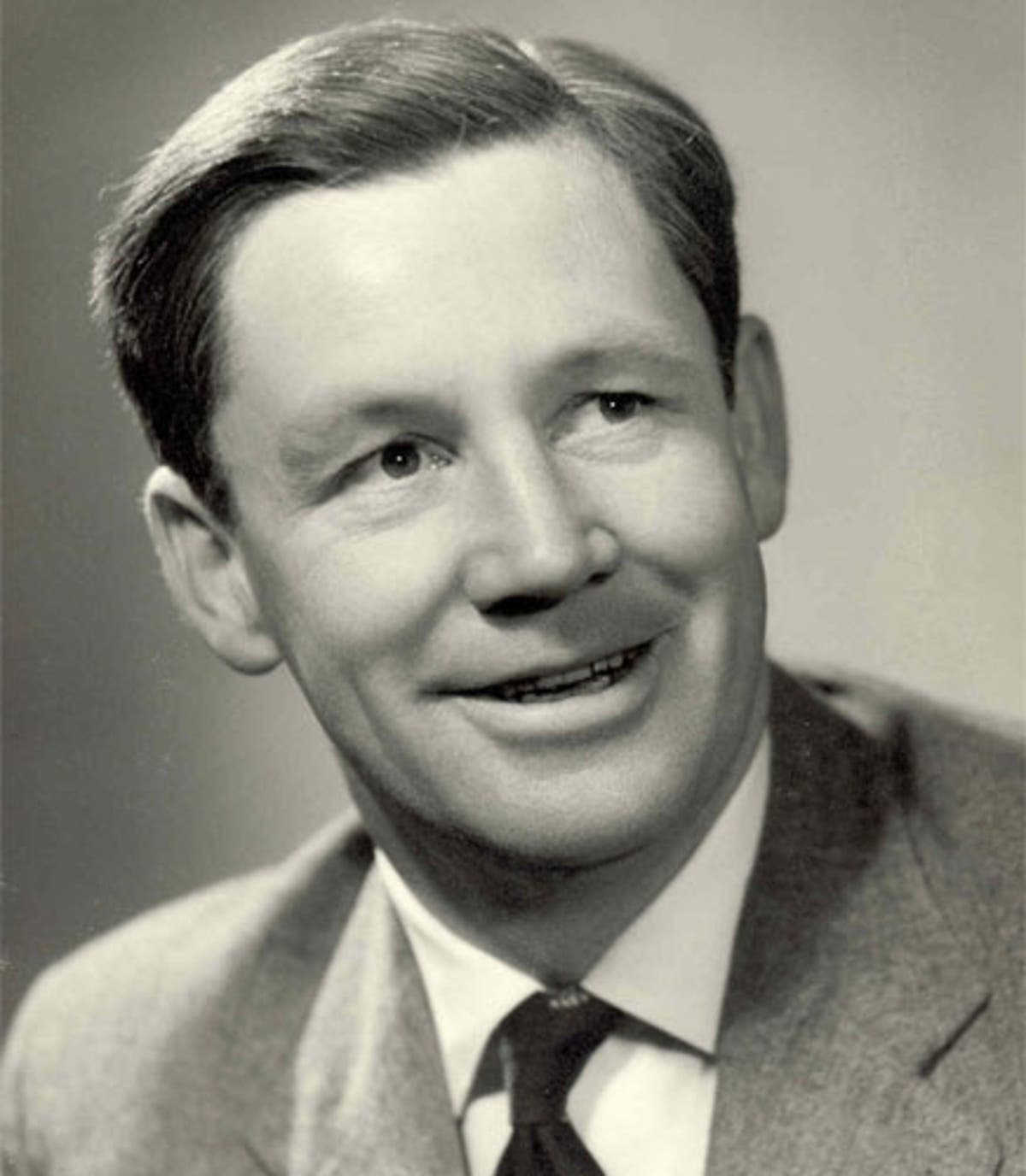 Bruce Mitchell AngloSaxon scholar who wrote the definitive work on Old English syntax The