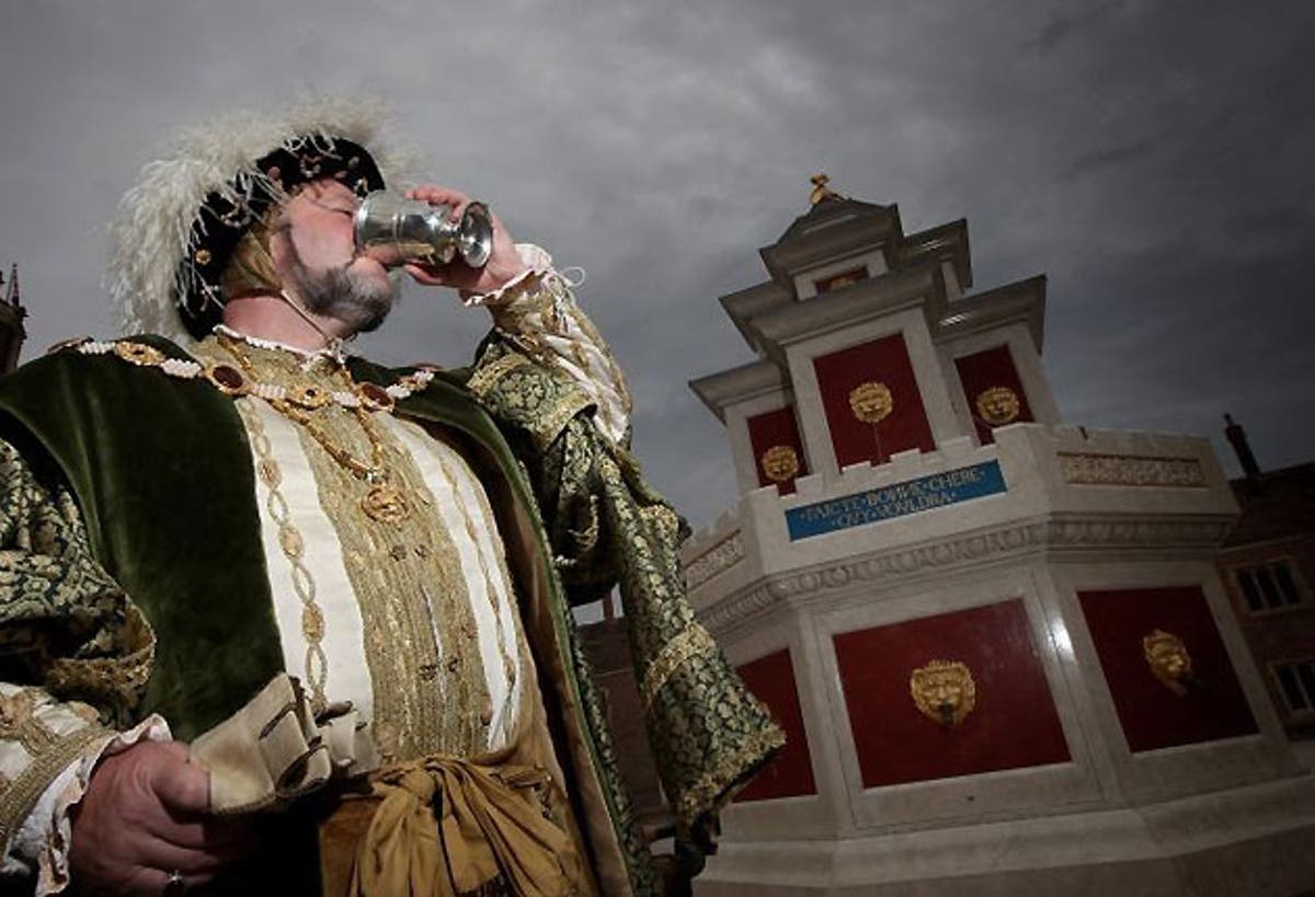 Palace recreates wine fountain fit for a king The Independent The