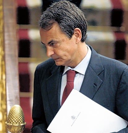 Zapatero reshuffled his Cabinet today