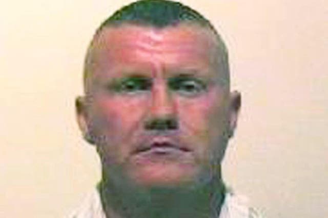<p>Officers fired twice at Raoul Moat as he prepared to kill himself</p>