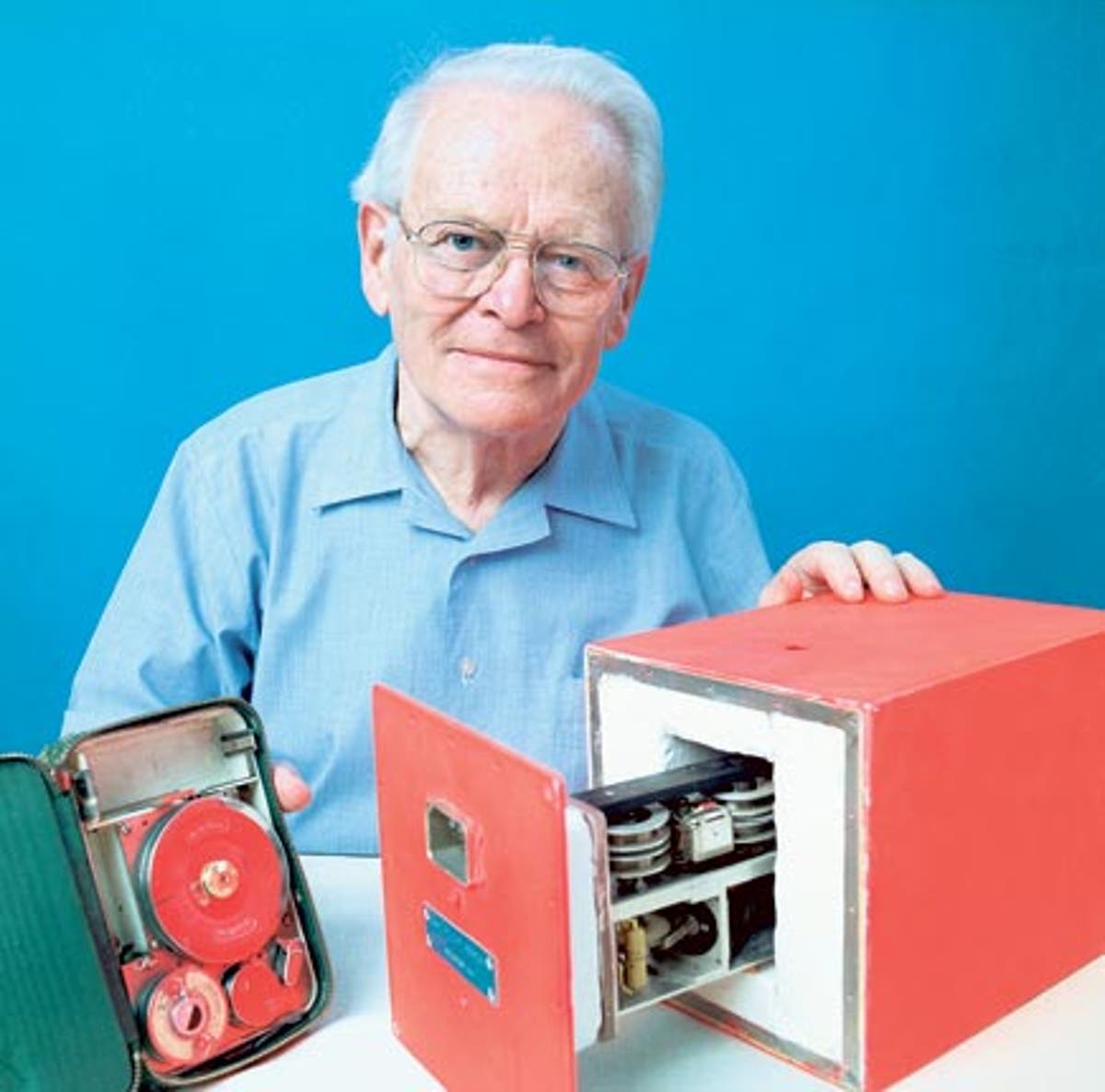 David Warren Inventor and developer of the 'black box' flight data