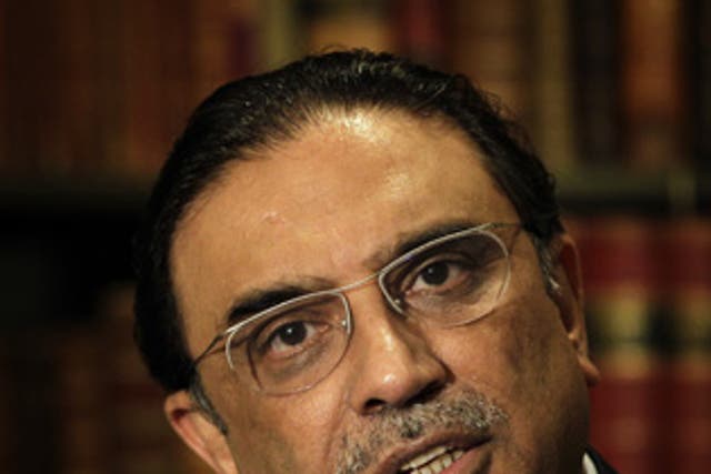 Pakistani President Asif Ali Zardari has returned home from medical treatment in Dubai