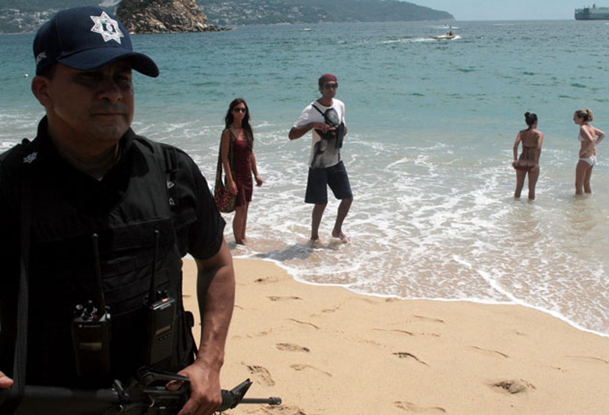 Why tourists no longer go loco in Acapulco | The Independent | The  Independent