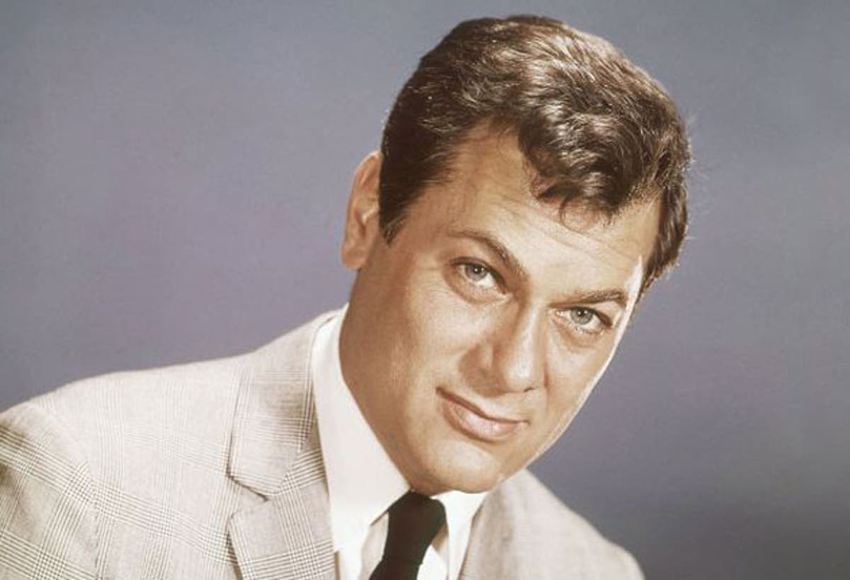 Актер тони. Тони Кертис. Tony Curtis 1957. Тони Кёртис Vanity Fair. Тони Кертис фото.