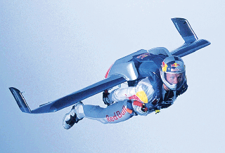 Space skydiver Felix Baumgartner dies in paragliding crash aged 56 ...