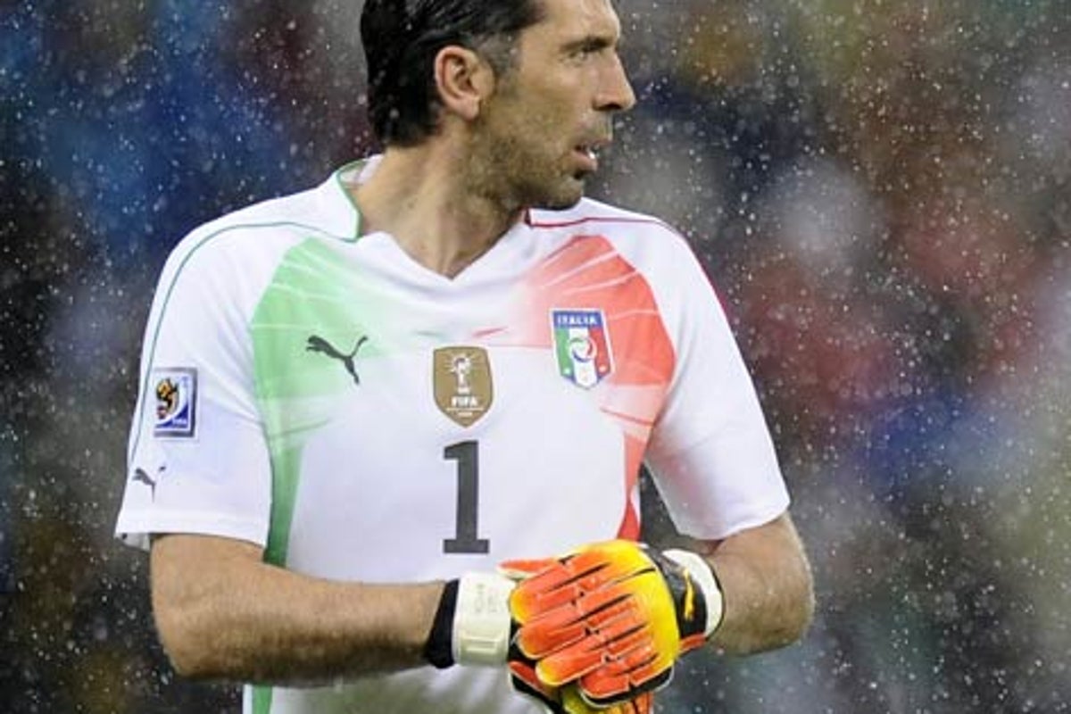 Buffon denies deal with Manchester United | The Independent | The ...