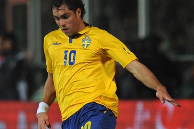 Elmander is out of contract at the end of the season