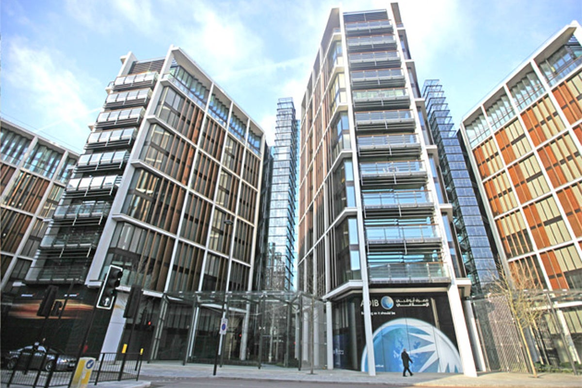 Construction firm ordered to repair expensive London apartment block