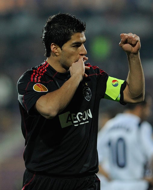 Luis Suarez is keen to seal a move to Liverpool