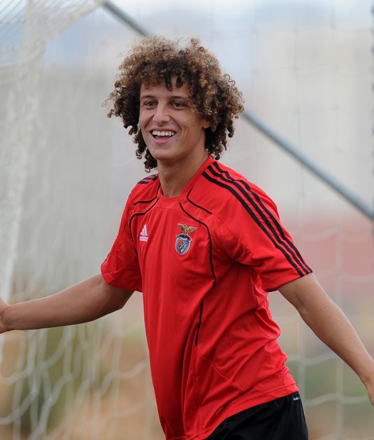 Luiz had appeared to on the verge of joining Chelsea