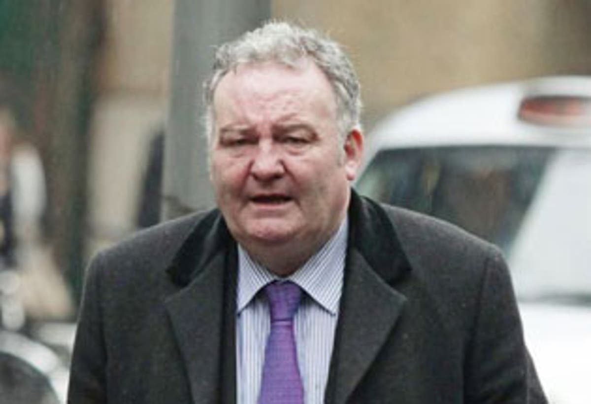 Lying exMP Jim Devine jailed over expenses The Independent The