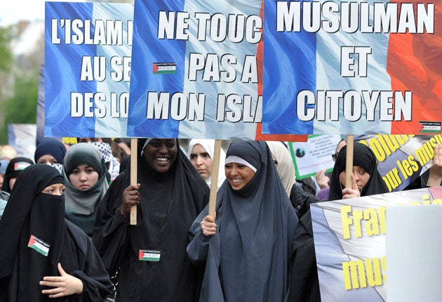Muslims march through Paris