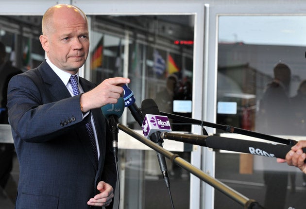 Foreign Secretary William Hague has welcomed the lifting of a state of emergency in Syria after 48 years