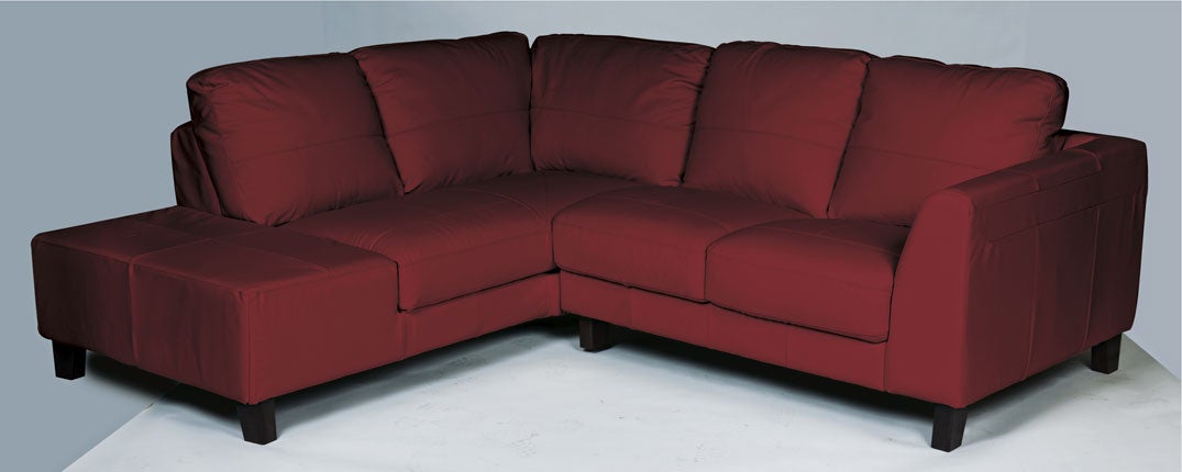 CARLINO LEFT CORNER<br/>You’ll be able to fit all the family
on the vast Carlino corner sofa, which features a chaise longue
and sofa put together, and is available in a series of fabric or
leather finishes.<br/>
£832, argos.co.uk