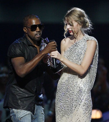 MTV video awards 2011: Believing that Beyoncé had a superior video, Kanye West broke into Taylor Swift's acceptance speech