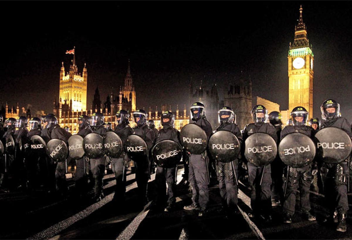 Police 'kettles' A tactic that fired up a generation The Independent