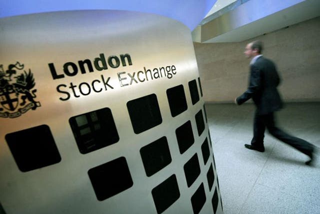 <p>London-listed share price gains Friday as the indexes close with weekly gains </p>