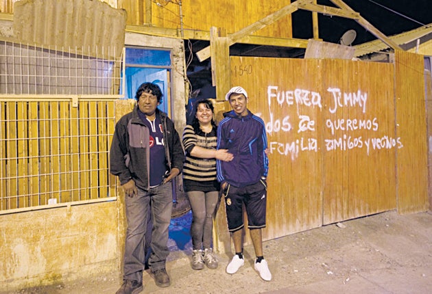 Jimmy Sanchez with his parents in Copiapo this week.