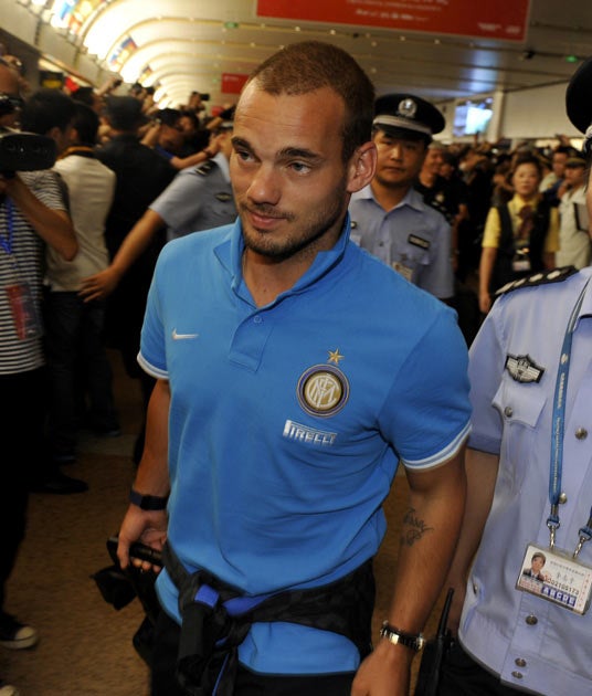 Sneijder was consistently linked with a move to United across the summer