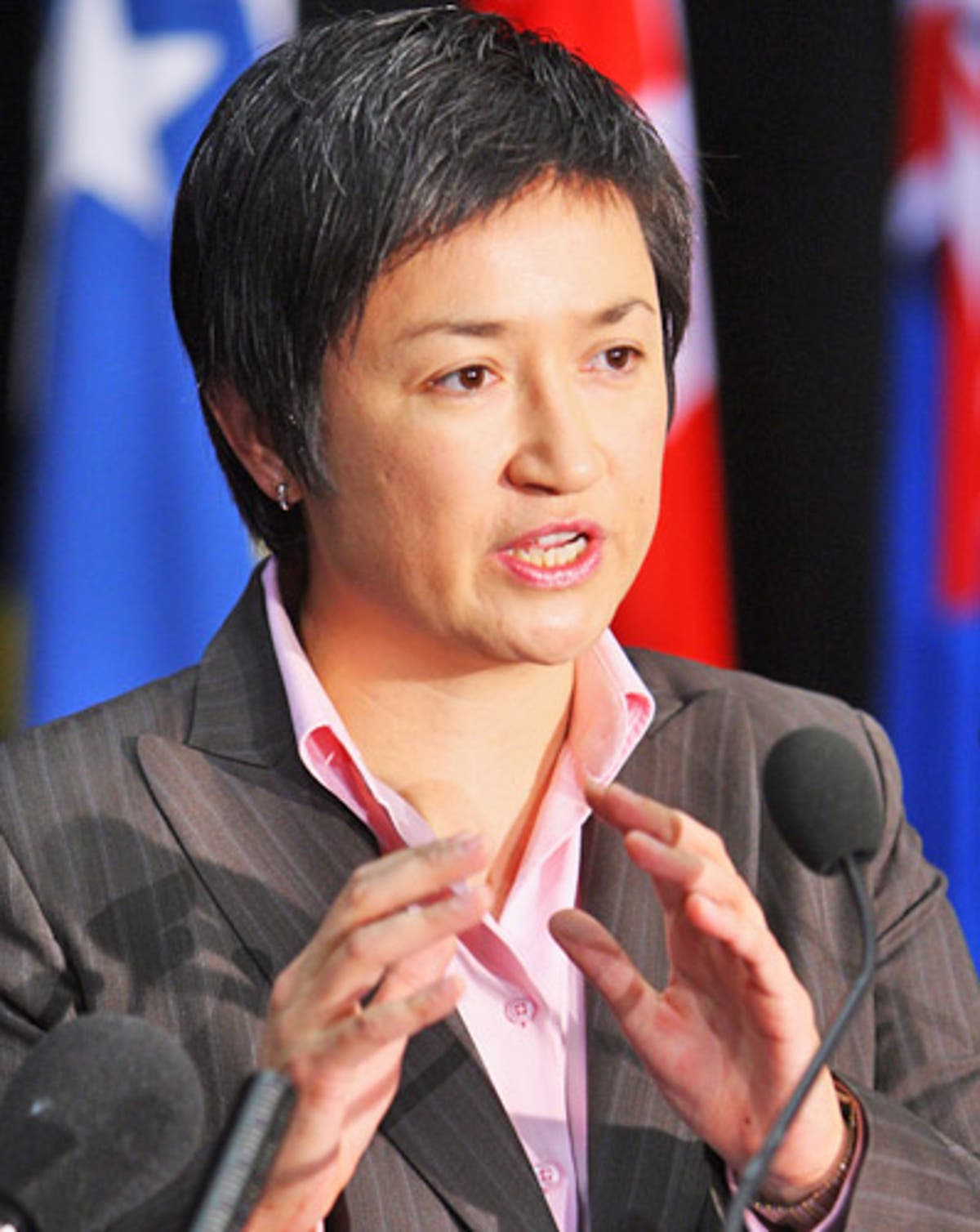 Lesbian minister's pregnancy fails to sway Australia PM on gay marriage