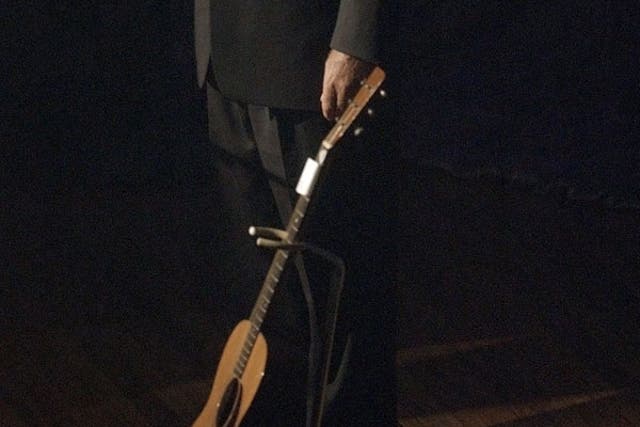 Grant in Nashville in 2003 at a memorial for Johnny Cash