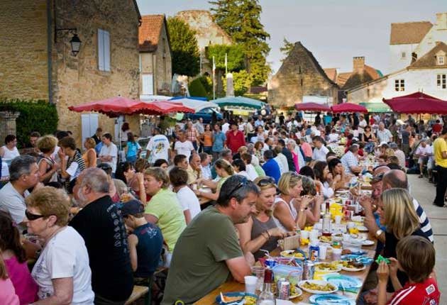 Large get-togethers in France used to be the order of the day, and would last for hours