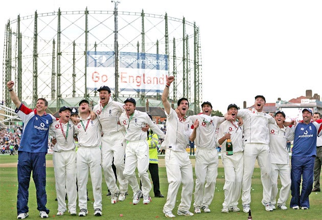 The England team celebrate after regaining the Ashes at The Oval in 2005