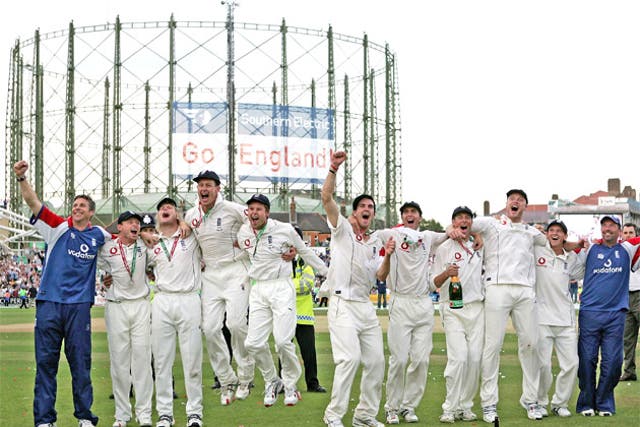 The England team celebrate after regaining the Ashes at The Oval in 2005