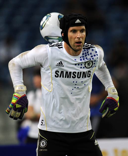 Cech will be out for three to four weeks