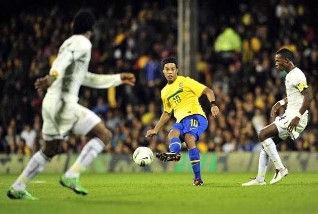 Ronaldinho pictured at Craven Cottage last night