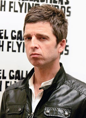 Noel Gallagher's
High Flying Birds Anyone who witnessed the bushy-browed
boy from Burnage's solo show
at Union Chapel in 2006 will testify that
Noel Senior's an impressive and droll
live turn - with, of course, a remarkable
back-catalogu