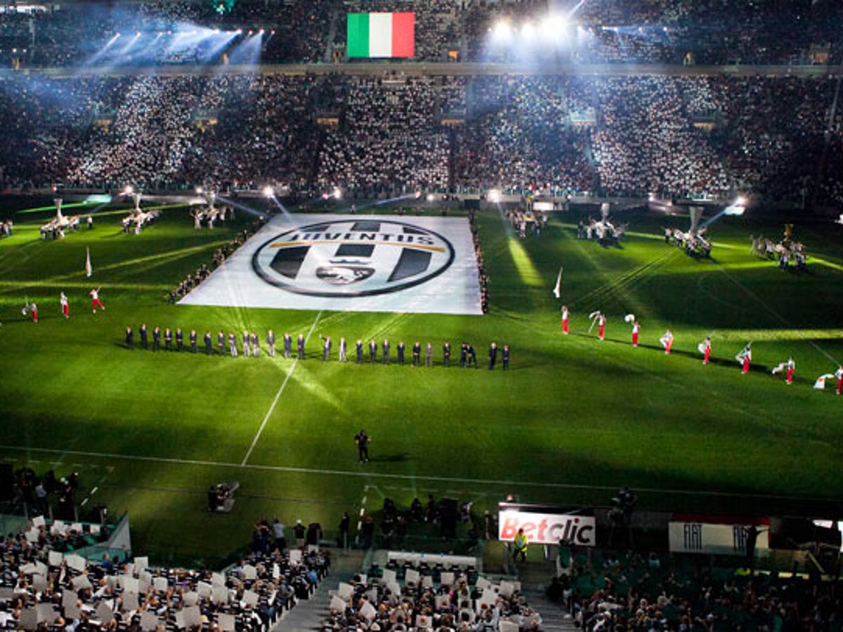 Juventus open new stadium with match against Notts County The